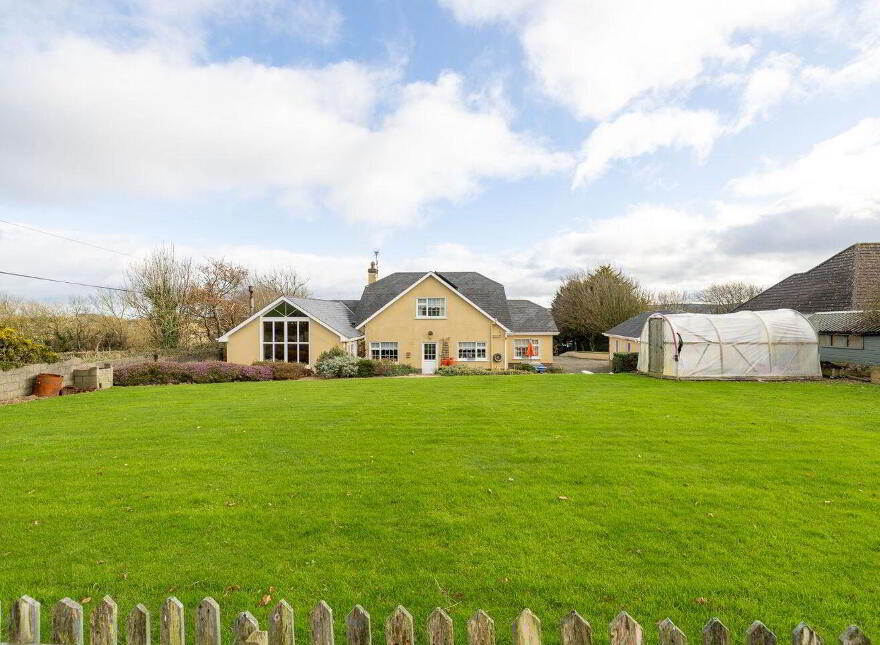 Barntown, Barntown, Y35PY99