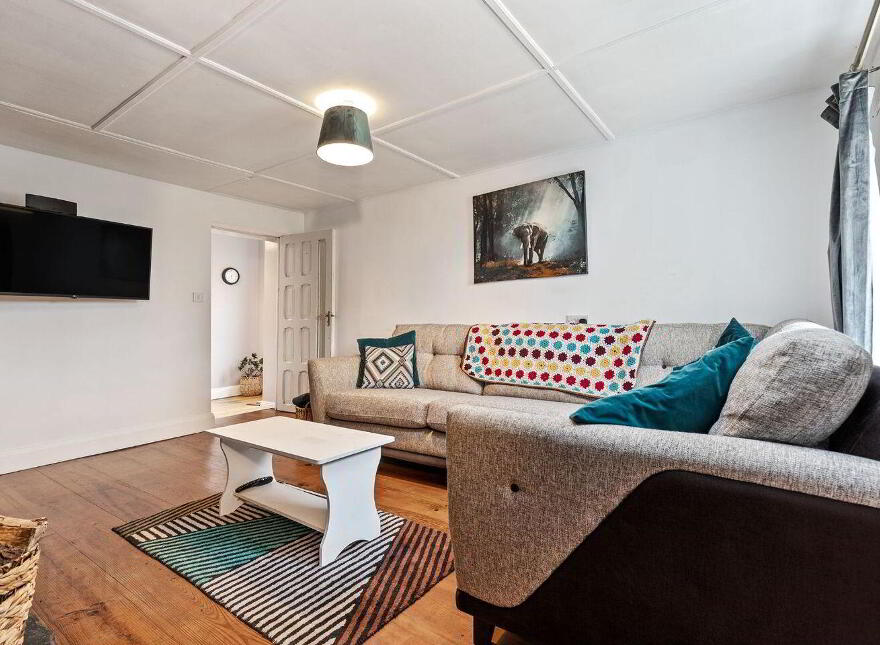 Saint Leonard's, Ballycullane, Y34KP78