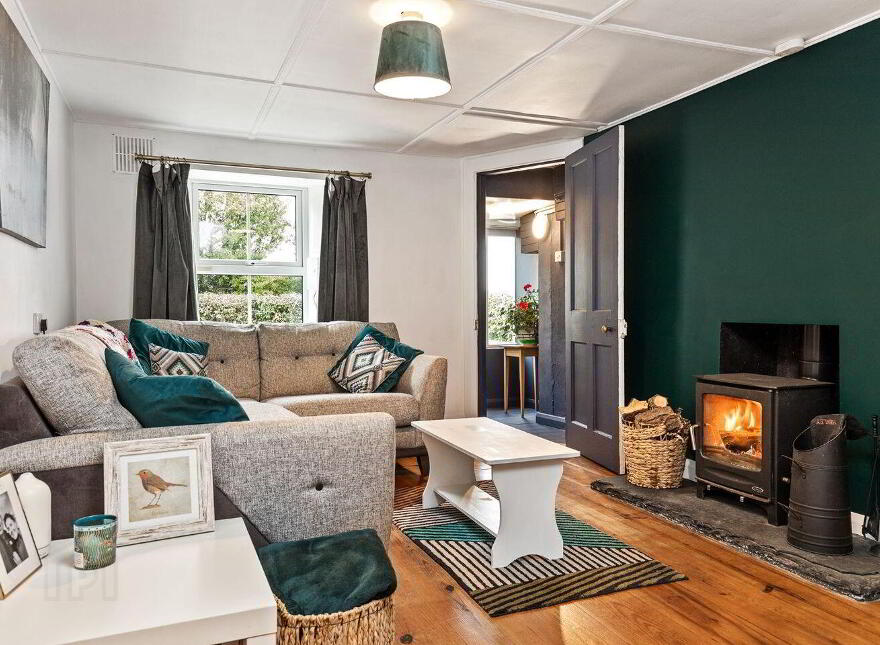Saint Leonard's, Ballycullane, Y34KP78