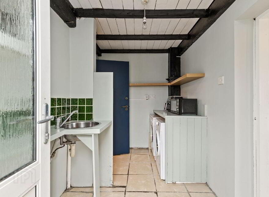 Saint Leonard's, Ballycullane, Y34KP78