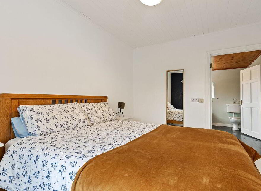 Saint Leonard's, Ballycullane, Y34KP78