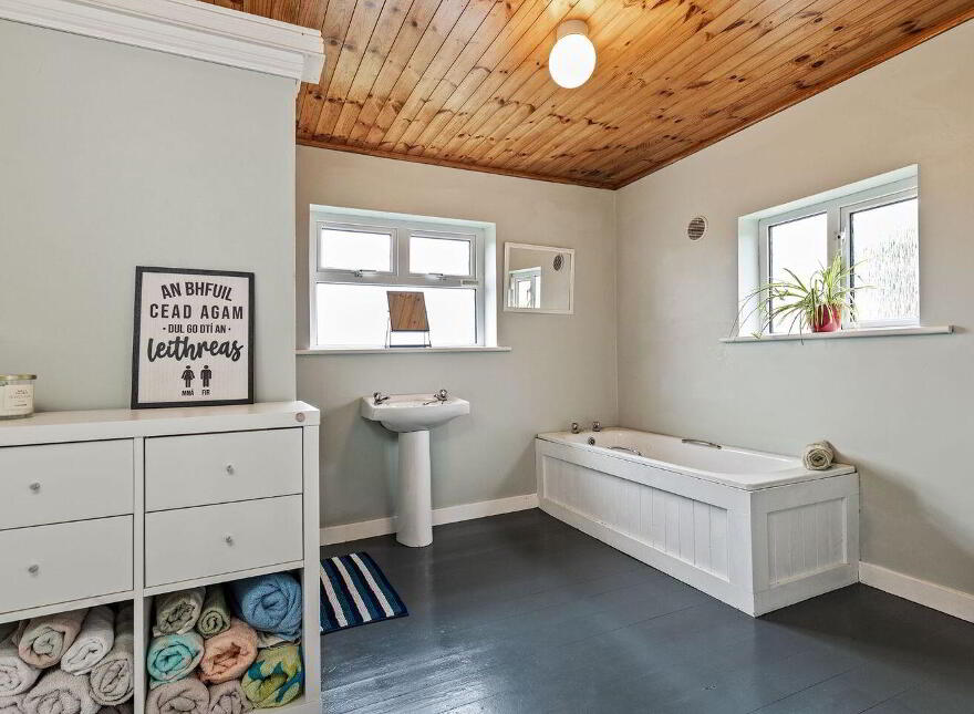 Saint Leonard's, Ballycullane, Y34KP78