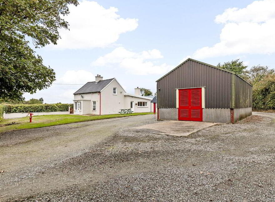 Saint Leonard's, Ballycullane, Y34KP78