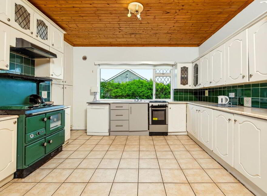 Hillview House, Curraghmore, Saltmills, Ballycullane, Y34K683