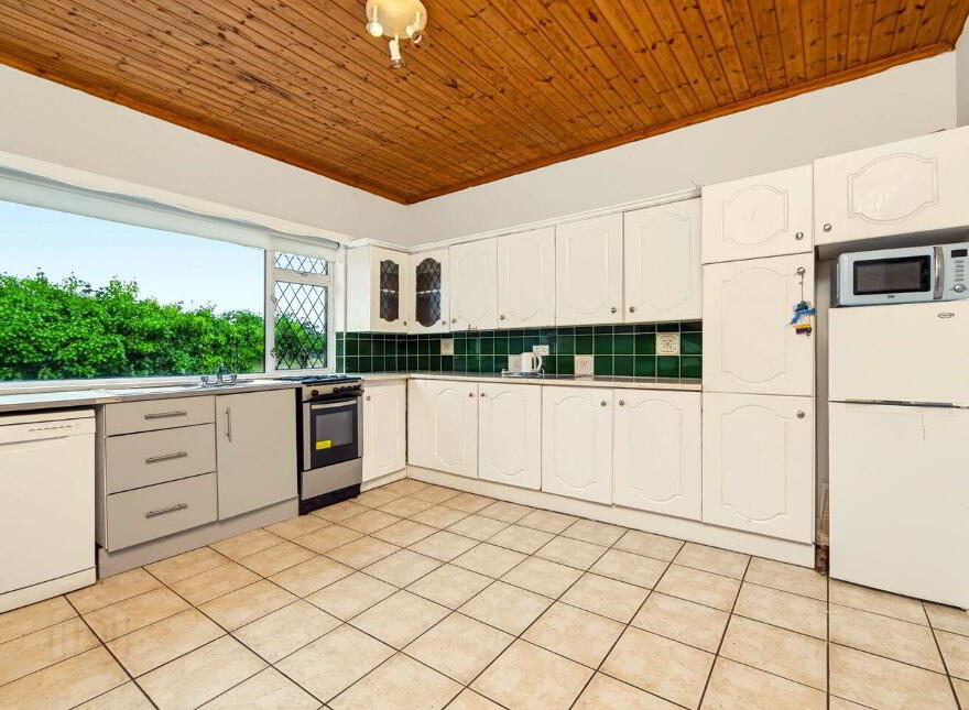 Hillview House, Curraghmore, Saltmills, Ballycullane, Y34K683