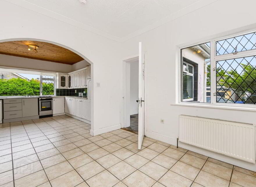 Hillview House, Curraghmore, Saltmills, Ballycullane, Y34K683