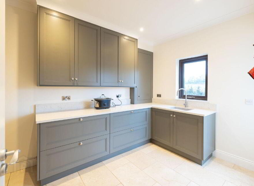 Cornwall, Killurin, Y21K802