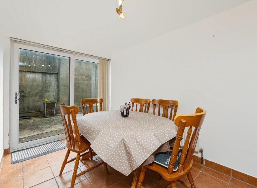 Donmur Lodge, Saint Martin's Road, Rosslare Harbour, Y35T6F3