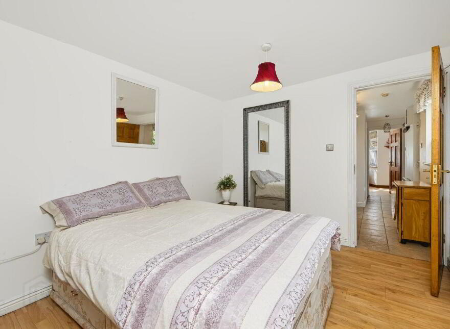 Donmur Lodge, Saint Martin's Road, Rosslare Harbour, Y35T6F3