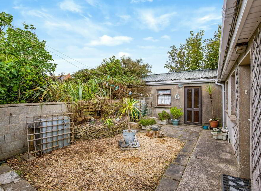 Donmur Lodge, Saint Martin's Road, Rosslare Harbour, Y35T6F3