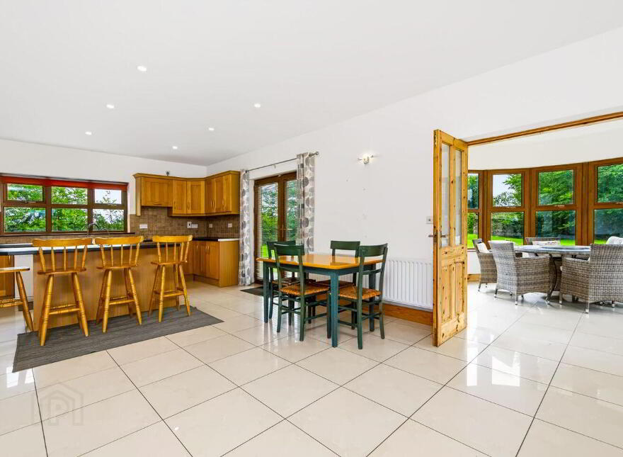 Newcastle, Cleariestown, Y35V218