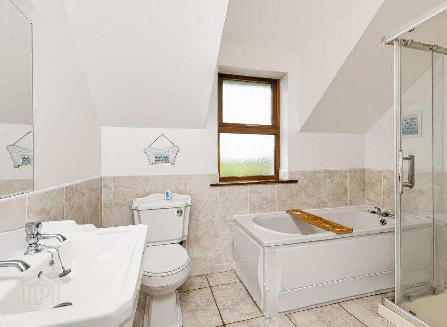 Newcastle, Cleariestown, Y35V218