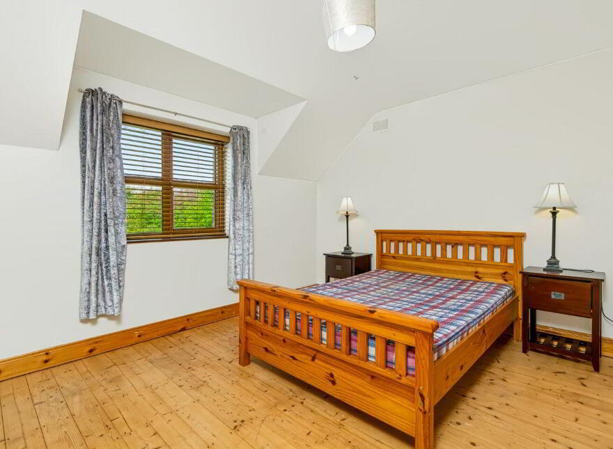Newcastle, Cleariestown, Y35V218