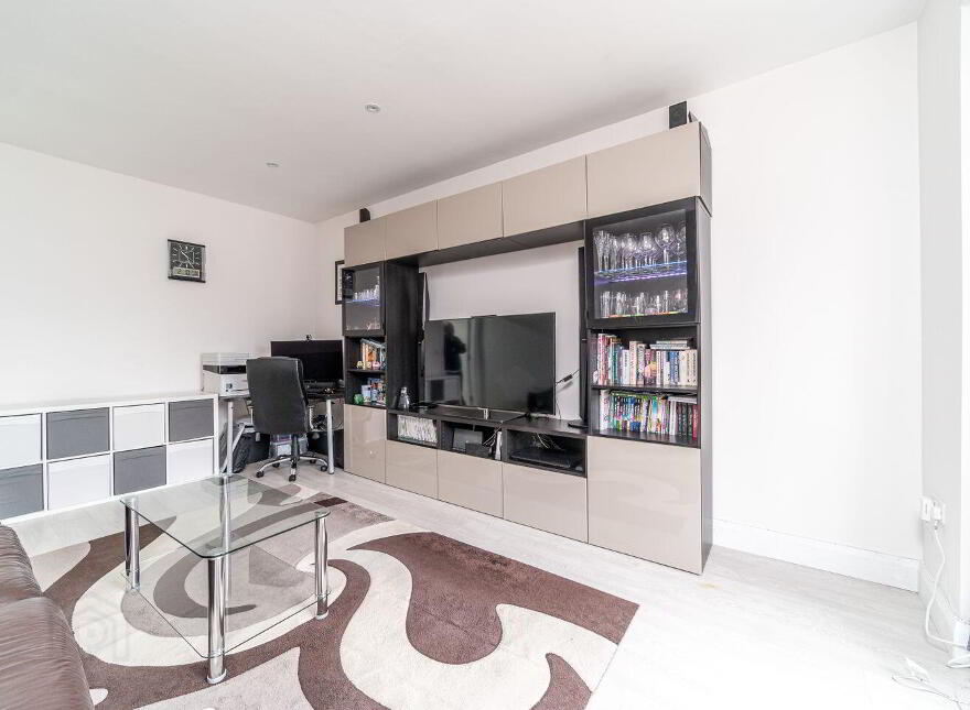 32 Market Square, Newcastle, Newcastle, D22E1R0