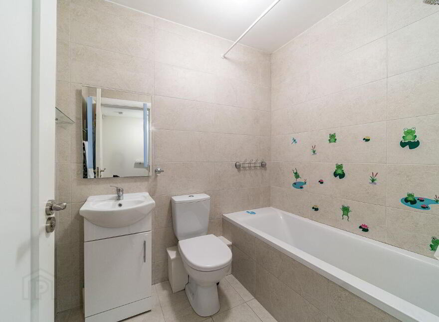32 Market Square, Newcastle, Newcastle, D22E1R0