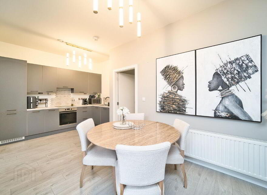 39 Graydon Crescent, Newcastle, Newcastle, D22E2R3