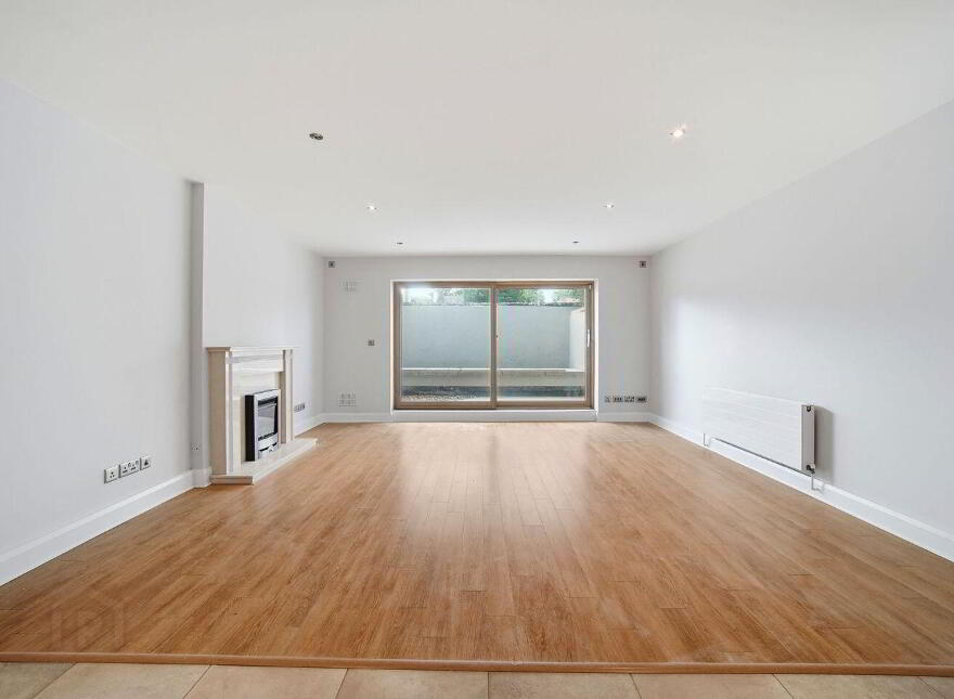 Apartment 33 Merrion Hall, Mount Merrion Avenue, Stillorgan, A94DK88
