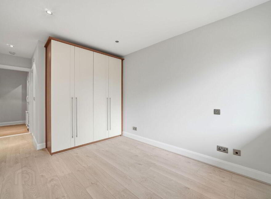 Apartment 33 Merrion Hall, Mount Merrion Avenue, Stillorgan, A94DK88