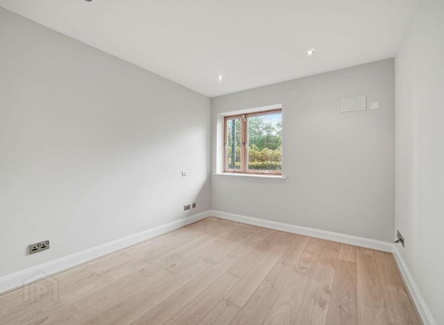 Apartment 33 Merrion Hall, Mount Merrion Avenue, Stillorgan, A94DK88