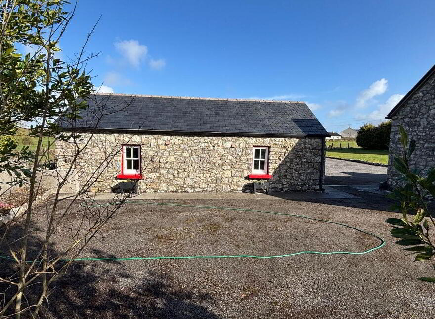 Silke's Cottage, Masonbrook, Loughrea, H62YR89