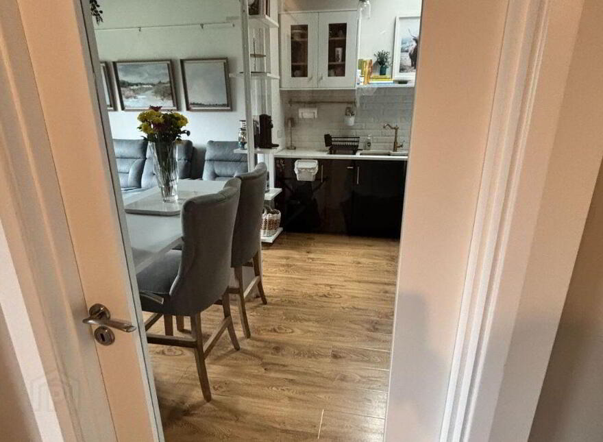 20a Renville Village, Renville, Oranmore, H91E8DF