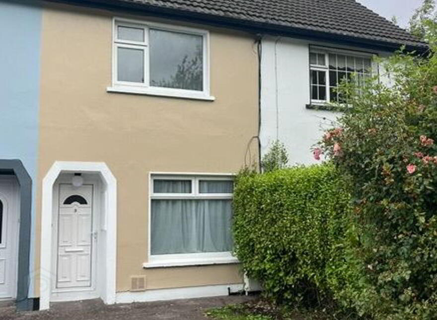 9 Westlawn, Wilton, T12KVY1