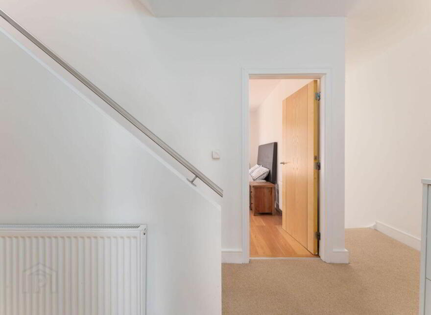 35 Olcovar, Shankill, Shankill, D18W597