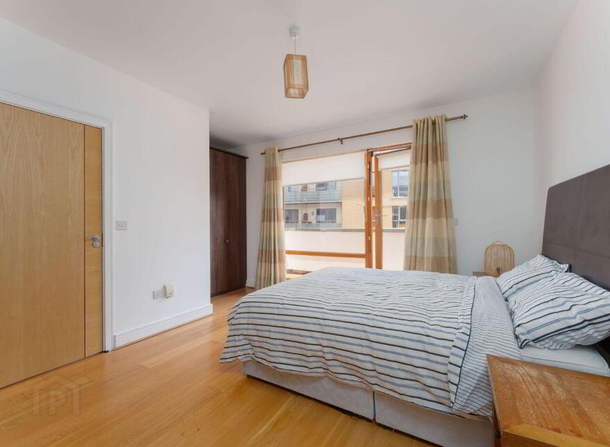 35 Olcovar, Shankill, Shankill, D18W597