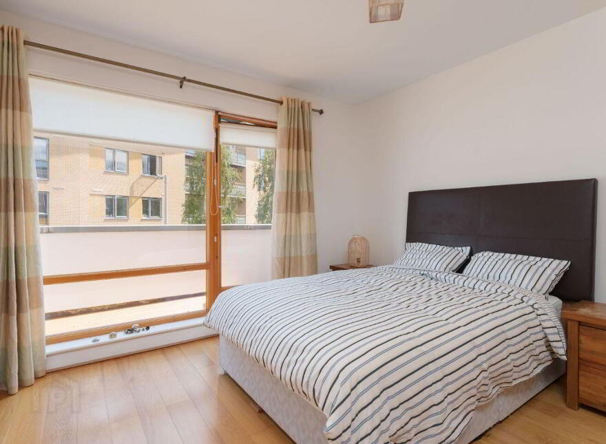 35 Olcovar, Shankill, Shankill, D18W597