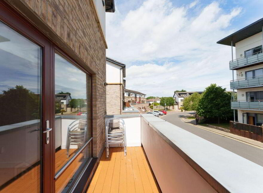 35 Olcovar, Shankill, Shankill, D18W597