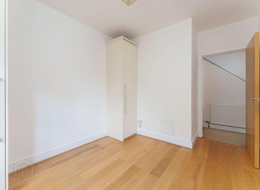 35 Olcovar, Shankill, Shankill, D18W597