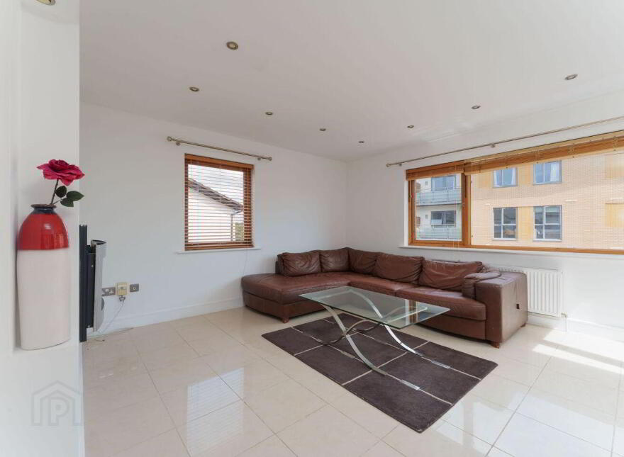 35 Olcovar, Shankill, Shankill, D18W597