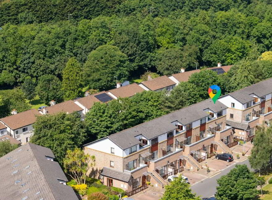 35 Olcovar, Shankill, Shankill, D18W597