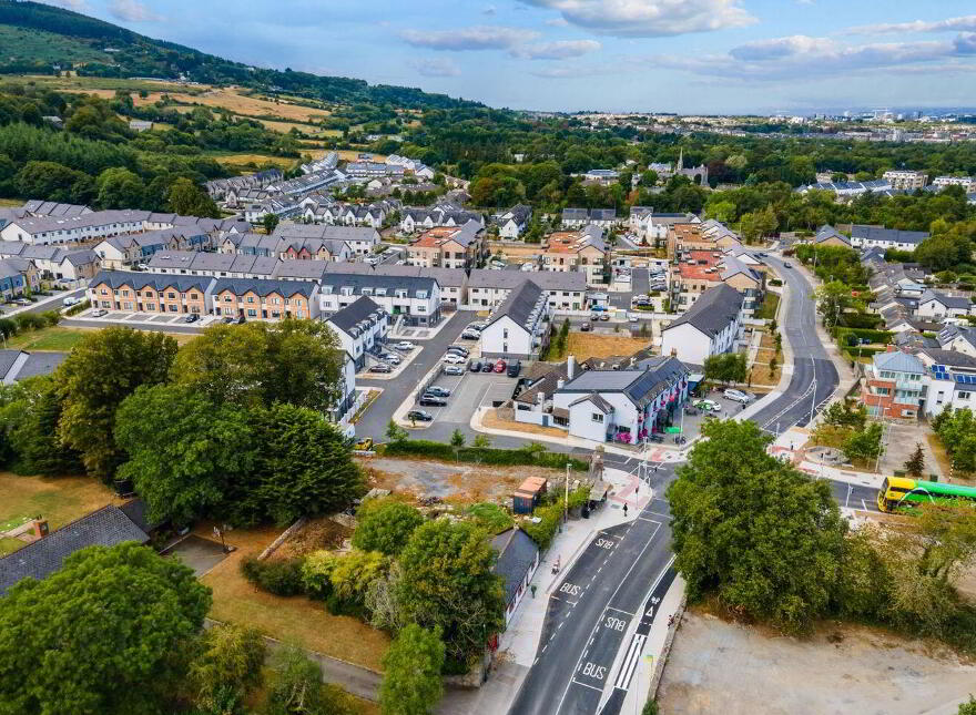 Golden Ball Cottage, Enniskerry Road, Kilternan, Kilternan, D18W257