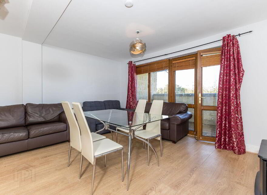 34 Milton Hall, Dublin Road, Swords, K67HE93
