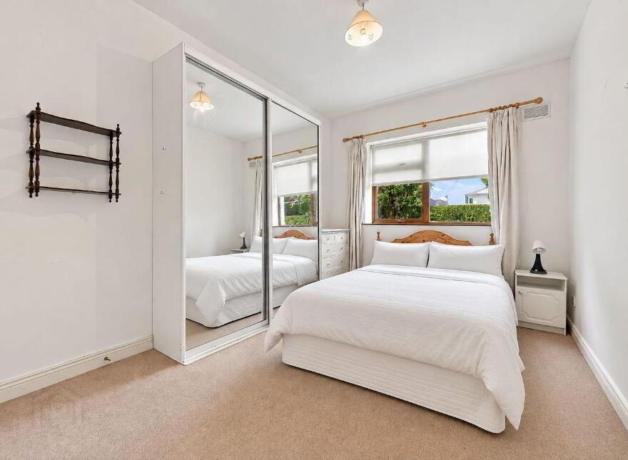 Apartment 5 Castle Oaks, Dublin Road, Malahide, K36PW13