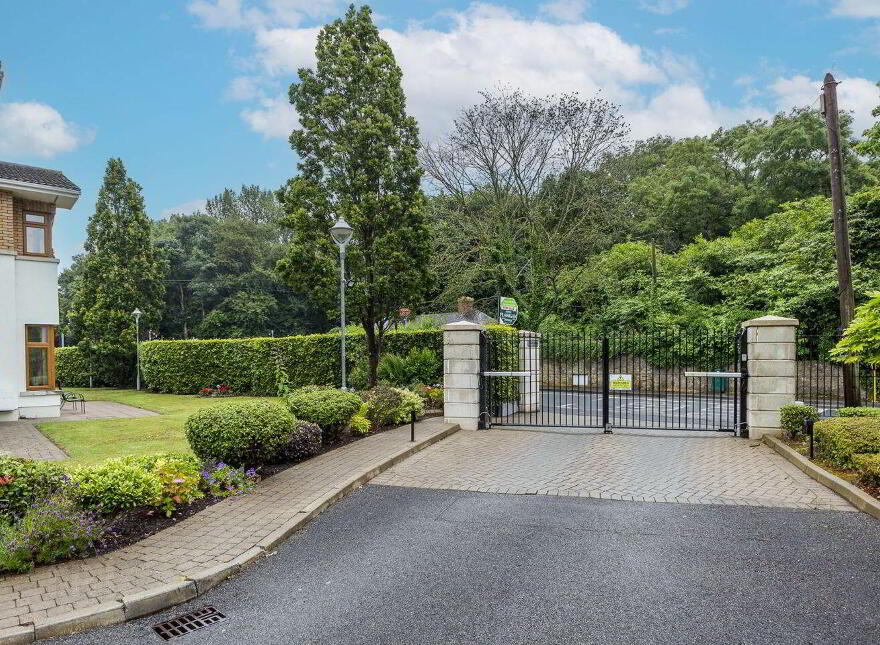 Apartment 5 Castle Oaks, Dublin Road, Malahide, K36PW13