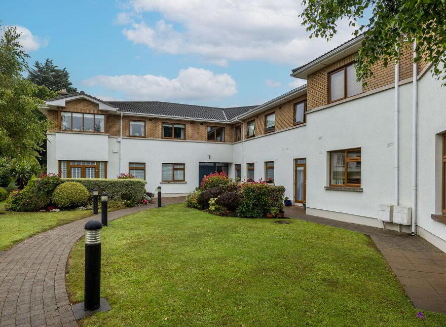 Apartment 5 Castle Oaks, Dublin Road, Malahide, K36PW13
