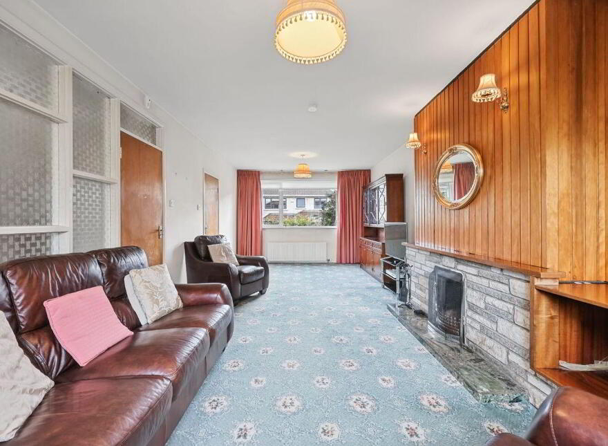 96 Biscayne, Malahide, K36KP98