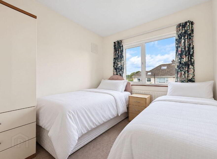 96 Biscayne, Malahide, K36KP98