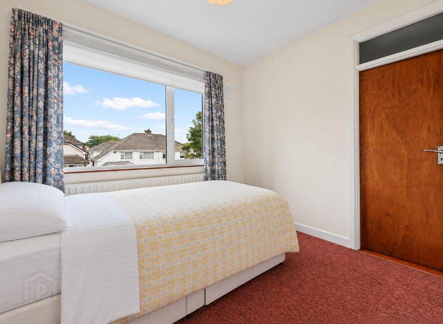 96 Biscayne, Malahide, K36KP98