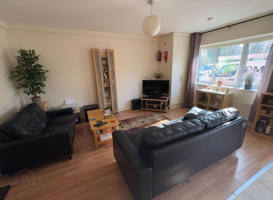 Bru Na Sionna, Shannon Town Centre, Shannon, V14NC83