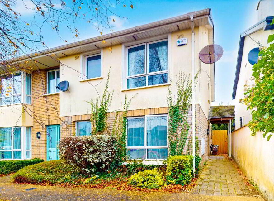 101 The Oaks, Ridgewood, Swords, K67TV08