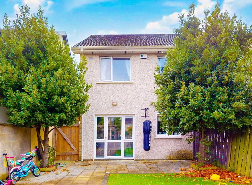 101 The Oaks, Ridgewood, Swords, K67TV08