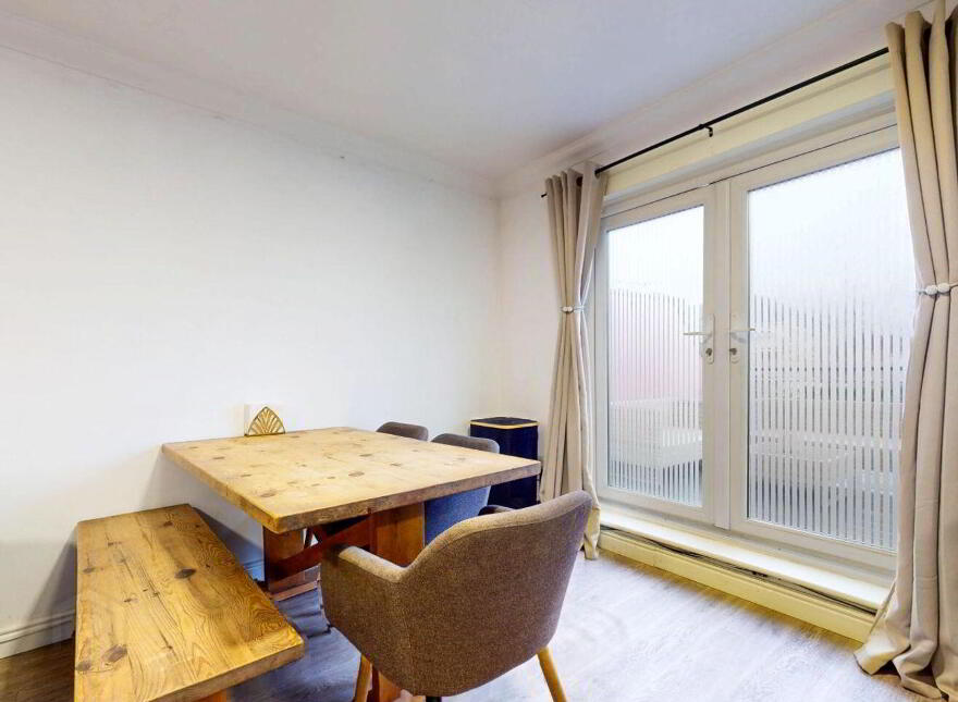 6 Holywell Wood, Swords, K67N621