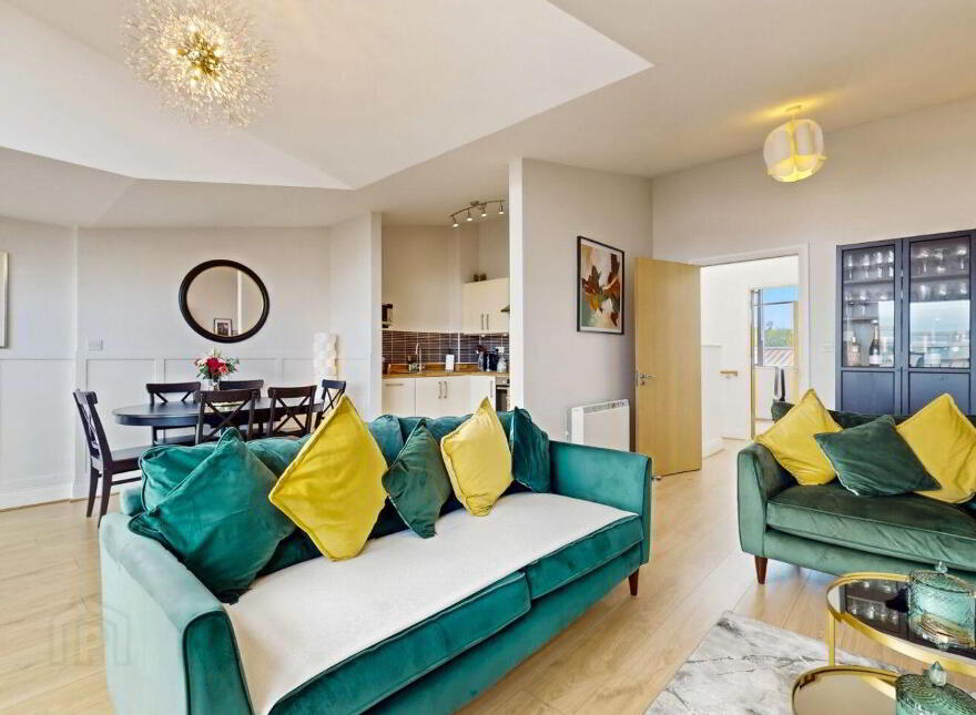 15 Parkview Drive, Finglas, Finglas, D11NF24