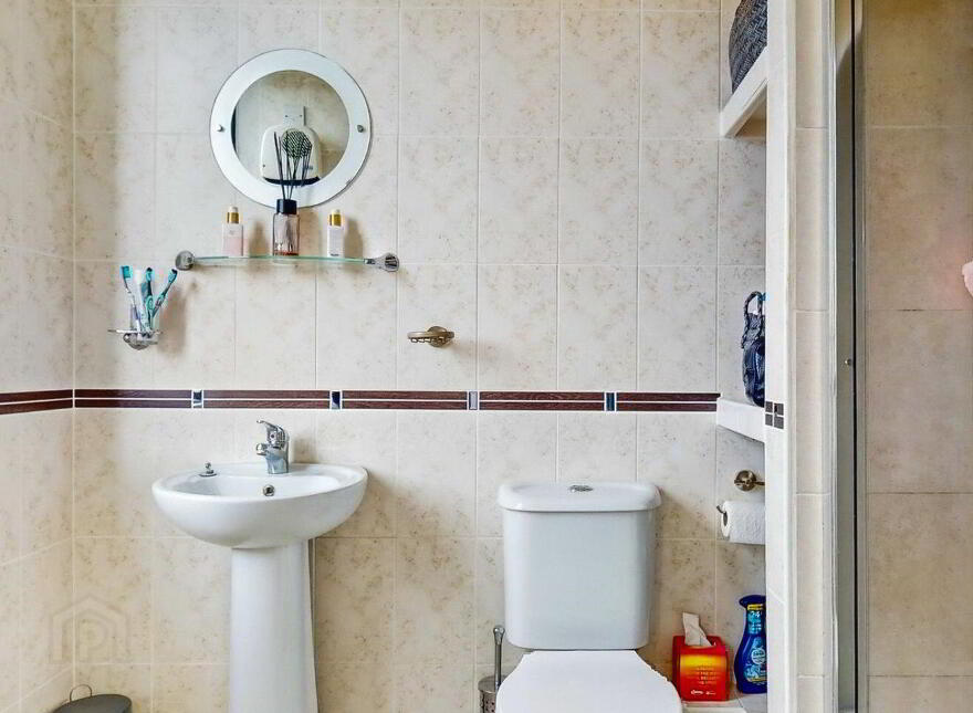15 Parkview Drive, Finglas, Finglas, D11NF24