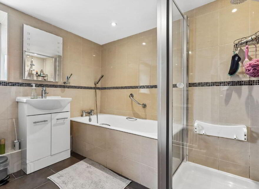 32 Malahide Road, Clontarf, Clontarf, D03HF72