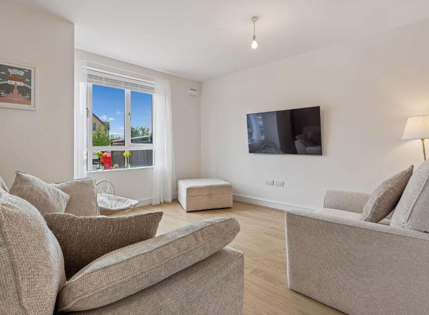 22 The Walk, Kilmartin Grove, Hollystown, D15TEK1