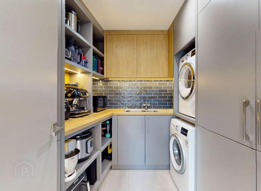 Mountain View, 1 Saint Bridget's Drive, Dublin 12, D12X0A8